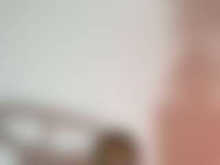 Live cam show with lunnavelour - Facial on Camsoda
