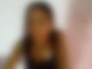 Live cam show with lunnavelour - Facial on Camsoda