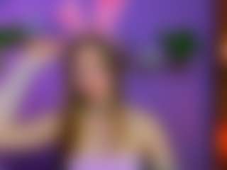 Live cam show with lyra-donna - Striptease on MyBangCams