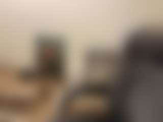 Live cam show with Lia - Anal Brown Hair on Camming Site