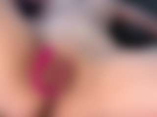 Live cam show with Cindy - Red Hair Young Adult on StripNow