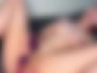 Live cam show with Cindy - Control on Milf Play