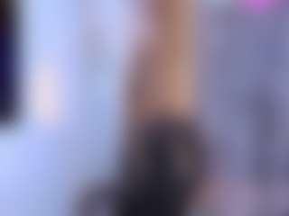 Live cam show with Sweet-Sky-Tf - Brown Eyes Blonde Hair on sexytreat.net