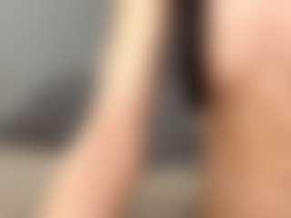 YaraHale's Live Sex Cam Show