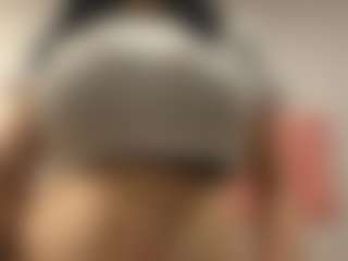 YaraHale's Live Sex Cam Show