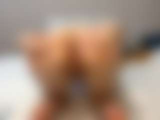 Live cam show with YaraHale - Doggy on Camsoda