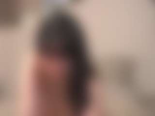 Live cam show with Yui - Nipple Piercings on AdultVida.com