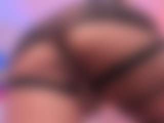 Lunaa-Hart's Live Sex Cam Show