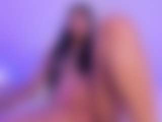 Live cam show with Lunaa-Hart - Erotic Dance on Camiplay Live
