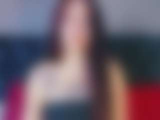 Live cam show with Miia-moore - Spread on friskycurves.com