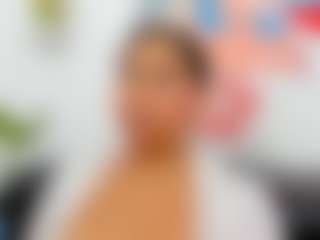 Live cam show with Miiavelveet - Brown Eyes on Camsoda