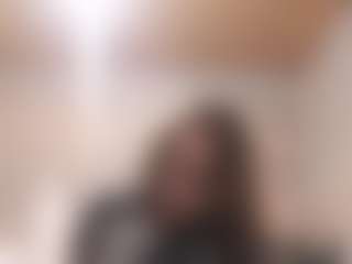 Live cam show with Olivia - Nipple Piercings on CamClone