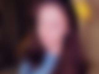 Live cam show with Anna - Facial on Dolls Live