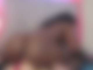 Live cam show with TinnaTaylor - Little on googirlz
