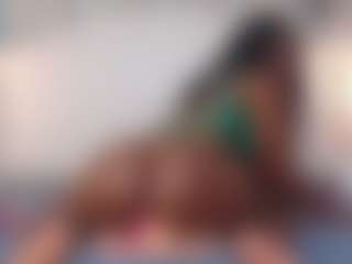 Live cam show with TinnaTaylor - Horney on iamadamtest123.com