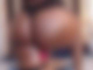 Live cam show with TinnaTaylor - Ebony on Camsoda | colombia