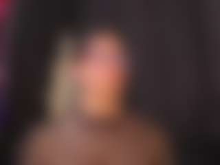 AlmaazGi's Live Sex Cam Show