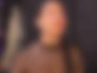 AlmaazGi's Live Sex Cam Show