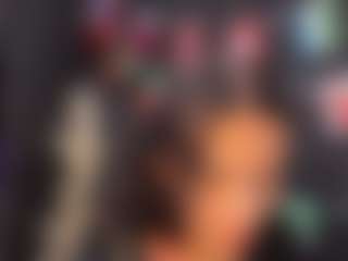 AlmaazGi's Live Sex Cam Show