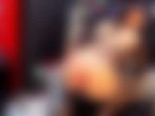 AlmaazGi's Live Sex Cam Show