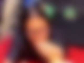 AlmaazGi's Live Sex Cam Show