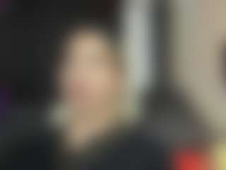 Live cam show with AlmaazGi - Hazel Eyes on infinitiblacc.com