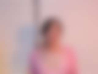 Live cam show with AlmaazGi - Black Hair on Mixed Magazine Live