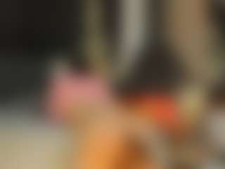 AlmaazGi's Live Sex Cam Show