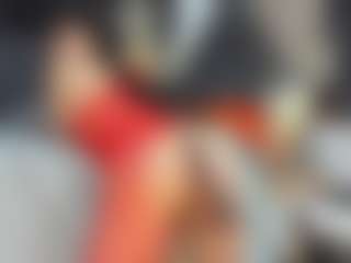 AlmaazGi's Live Sex Cam Show