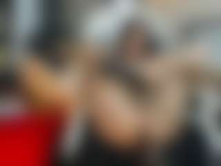 Live cam show with AlmaazGi - Flat Chested on madthumbs