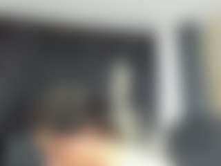 AlmaazGi's Live Sex Cam Show