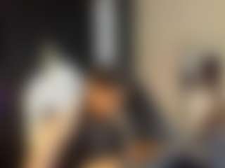 AlmaazGi's Live Sex Cam Show