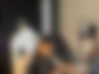Live cam show with AlmaazGi - Black Hair on Camsoda