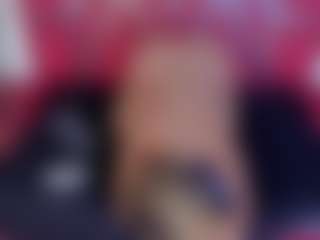 Live cam show with ambarglowasm - Camel Toe on Gym Cam Girls