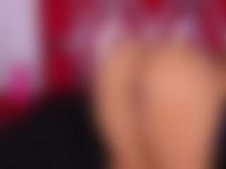 ambarglowasm's Live Sex Cam Show