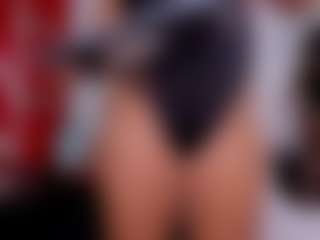 Live cam show with ambarglowasm - Camel Toe on Camsoda