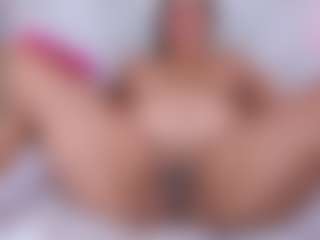 KataThonpson's Live Sex Cam Show