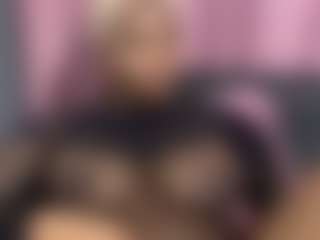 CaramelSassy's Live Sex Cam Show