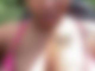 CaramelSassy's Live Sex Cam Show