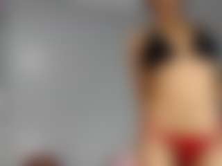 Live cam show with Hungrylexx - Gagging on Camsoda