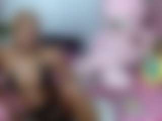Live cam show with Hungrylexx - Normal on slutload