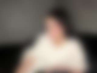 Live cam show with Augustine - Blue Eyes on Sex Cam Show