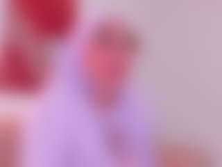 Live cam show with Malika-Noor - New Small Tits on Camsoda