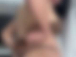 melisa-ross25's Live Sex Cam Show