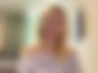 MelonieTrent's Live Sex Cam Show