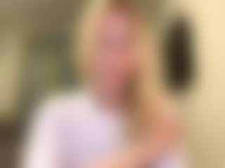 MelonieTrent's Live Sex Cam Show