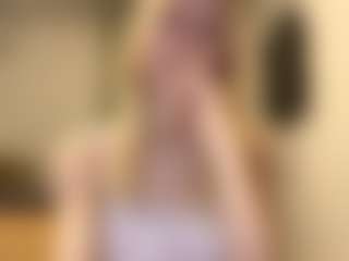 Live cam show with MelonieTrent - Facial Piercings on camwithhim.com