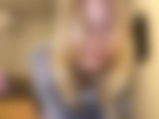 MelonieTrent's Live Sex Cam Show