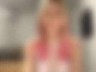 Live cam show with MelonieTrent - Normal on Dare Cams