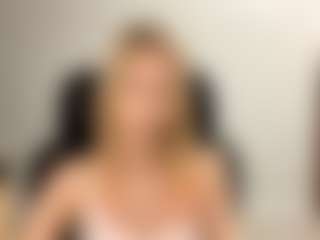 MelonieTrent's Live Sex Cam Show